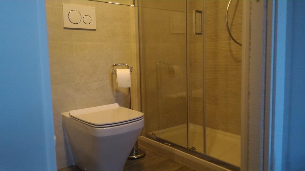 Ravenna Rooms Bagian luar foto