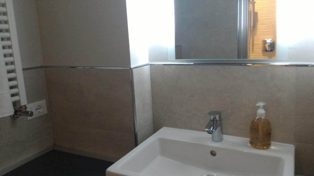 Ravenna Rooms Bagian luar foto